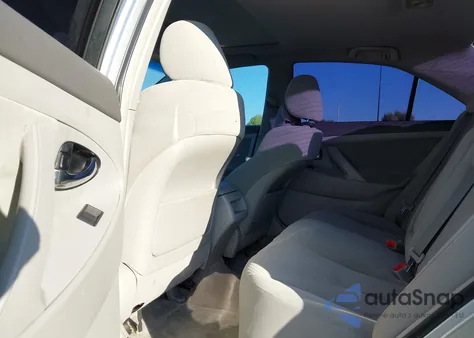 2007 Toyota Camry Le z USA, uszkodzony, nr VIN JTNBE46K673095100